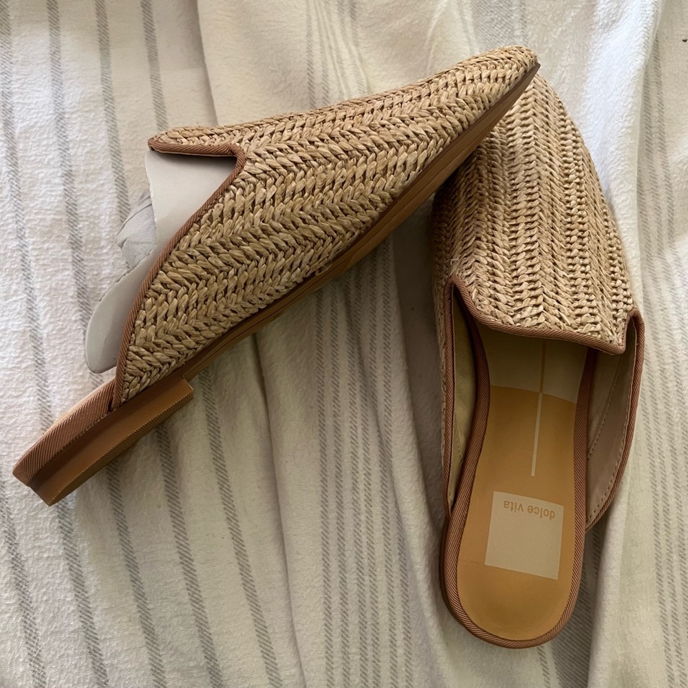Dolce Vita mules woven size 6.5